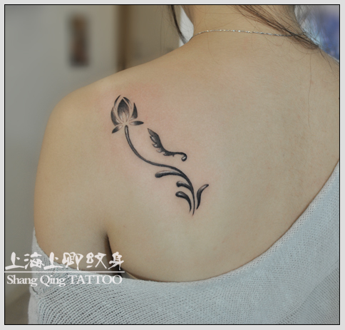 莲花纹身图案